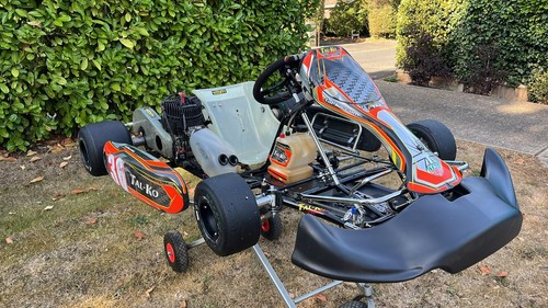 Tal works team chassis - works,